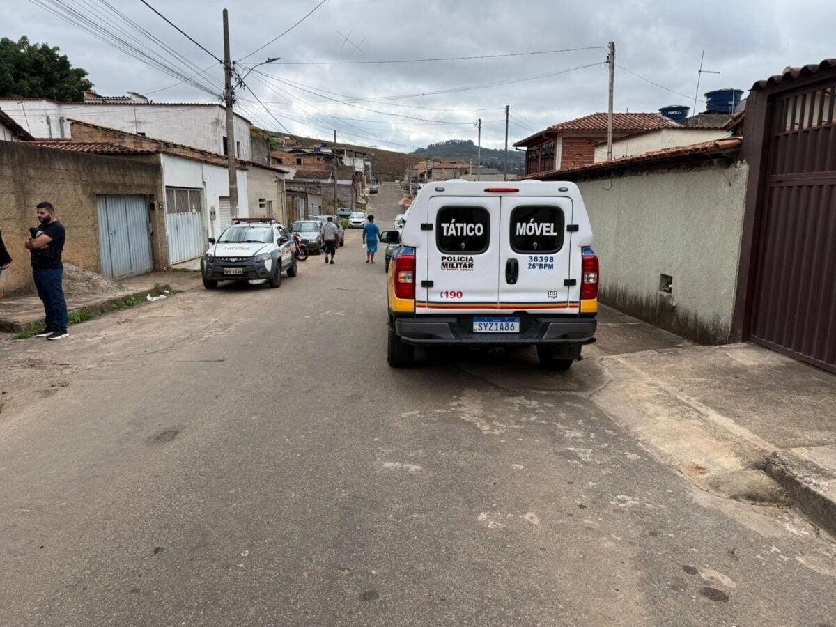 Homem é rendido com filho de 13 anos durante falsa negociação de pedras preciosas em Itabira