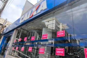 Bancários da Caixa rejeitam proposta final e mantêm greve em todo o Brasil por tempo indeterminado