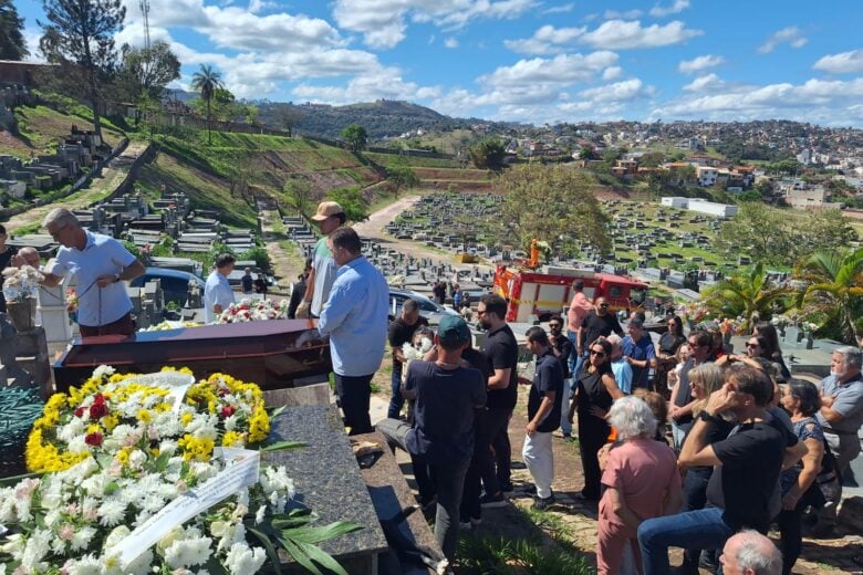 Último adeus: Padre Ivanir é sepultado nesta quinta-feira no Cemitério da Paz, em Itabira