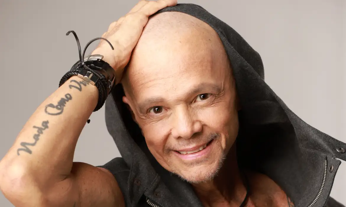 Morre o cantor Netinho, aos 60 anos, em Salvador