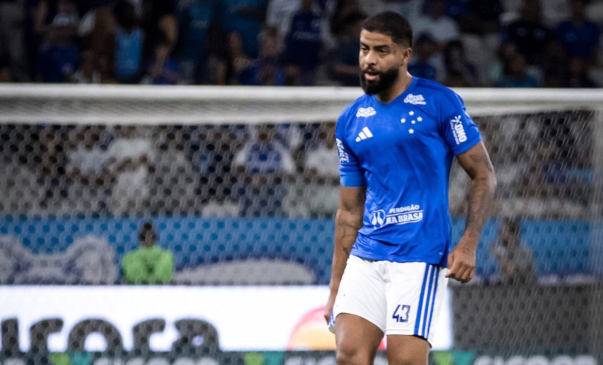 Grêmio recebe o Cruzeiro em Porto Alegre pela 31ª rodada do Brasileirão; Rádio Caraça FM transmite o jogo