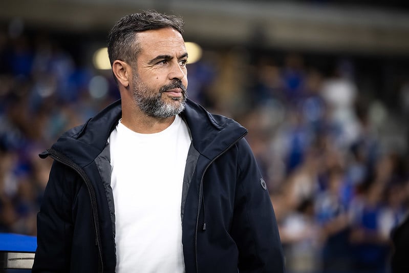Artur Jorge reconhece atuação abaixo do Cruzeiro, mas destaca importância dos três pontos contra o Remo