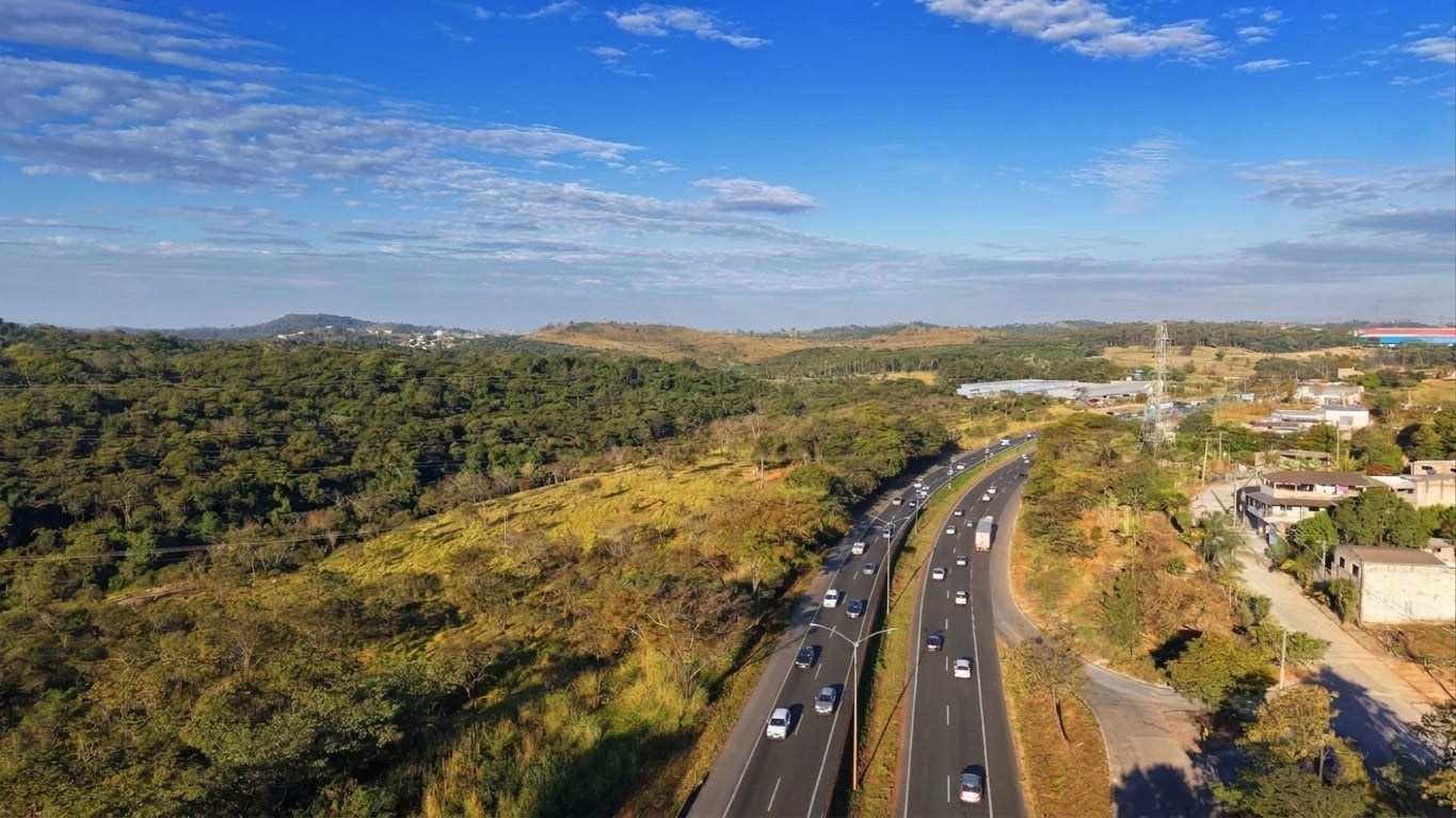 Feriado provoca  aumento no  movimento da BR-040 entre Belo Horizonte (MG) e Cristalina (GO)