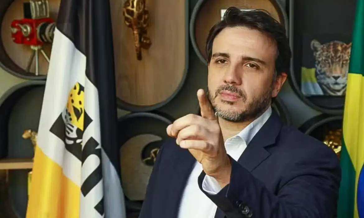 Renan Santos votou em Vila Friburgo, São Paulo