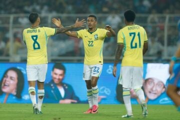 Em ritmo de treino, Brasil vence a Índia em Calcutá: 4 a 0
