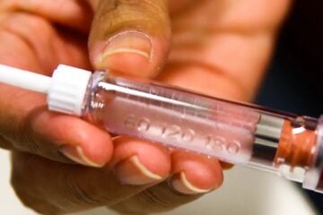 Anvisa proíbe venda de insulina e tirzepatida irregulares; saiba mais