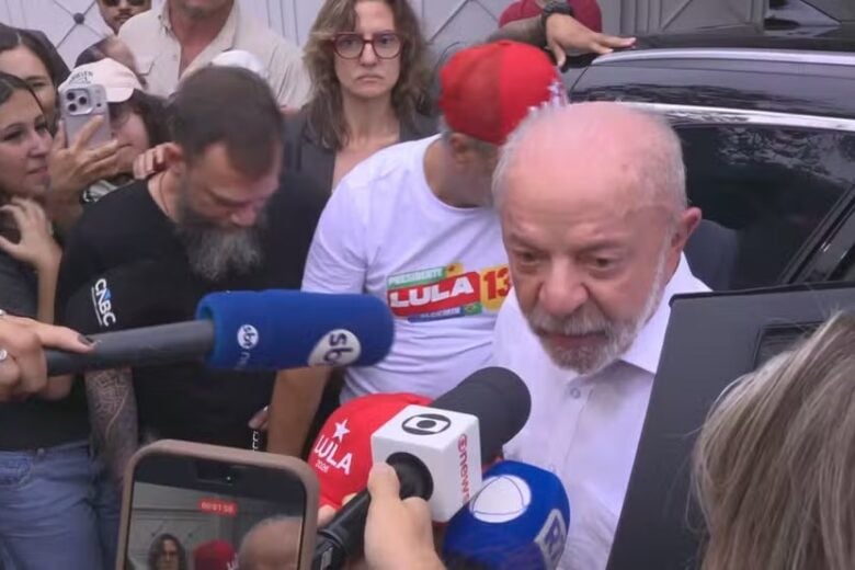Lula votou em São Bernardo do Campo, na Grande São Paulo