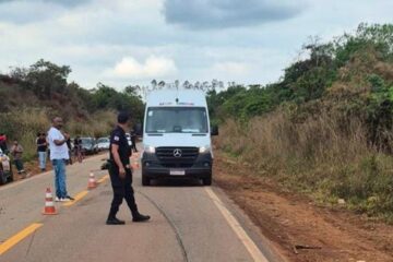 Motociclista morre após colisão frontal com carreta na MG-129, em Catas Altas