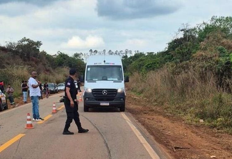 Motociclista morre após colisão frontal com carreta na MG-129, em Catas Altas