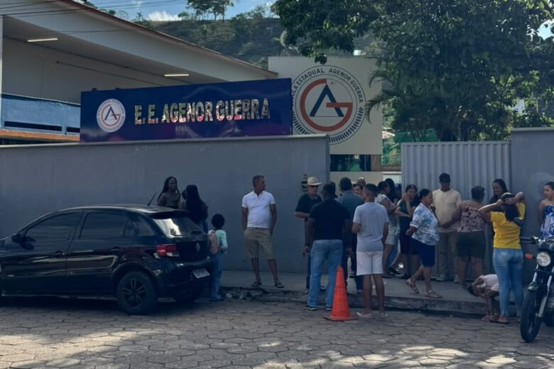Votação reúne eleitores desde as primeiras horas deste domingo em Santa Maria de Itabira