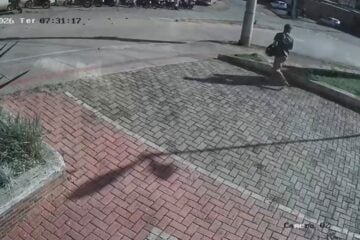 Câmeras flagram furto de capacete no estacionamento do Itabira Village Mall