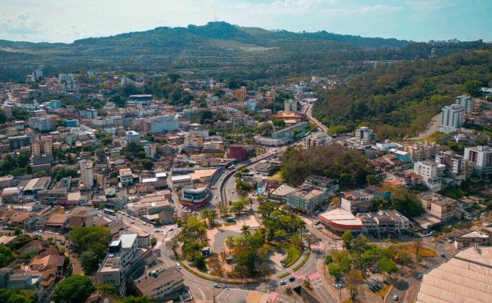 Feriados de 9 e 12 de outubro mudam rotina de serviços públicos em Itabira; saiba mais