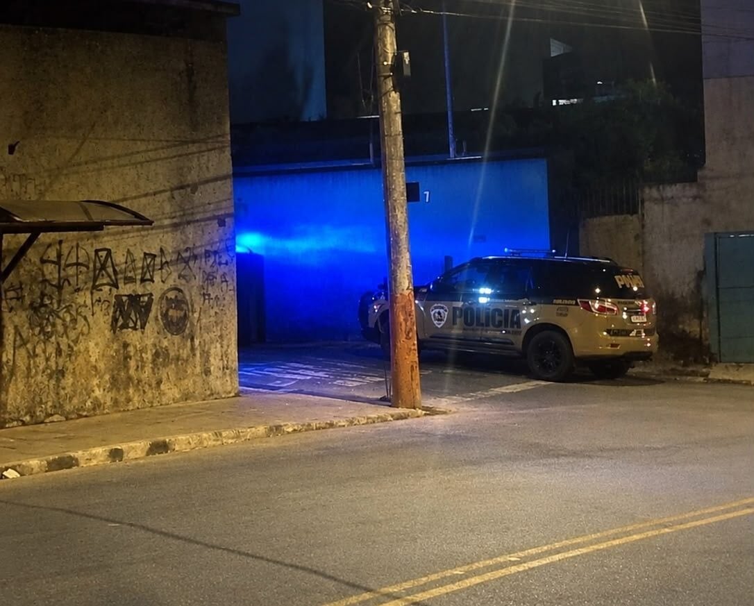 Itabira: dupla é presa por tráfico e disparos de arma de fogo contra quatro veículos no Eldorado