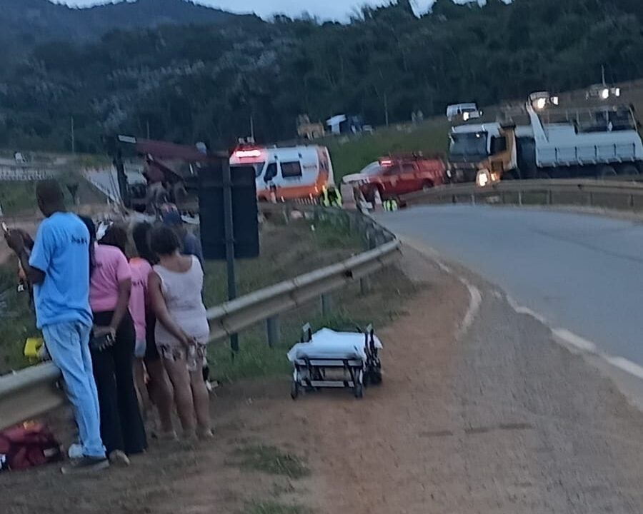 Duas pessoas morrem em acidente no trevo de acesso a Bom Jesus do Amparo pela BR-381