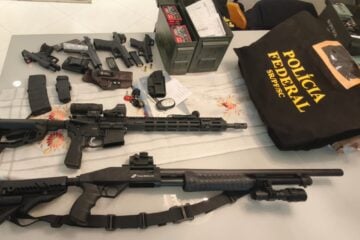 Operação da Polícia Federal mira tráfico internacional de drogas e lavagem de dinheiro em Minas Gerais e outros quatro estados