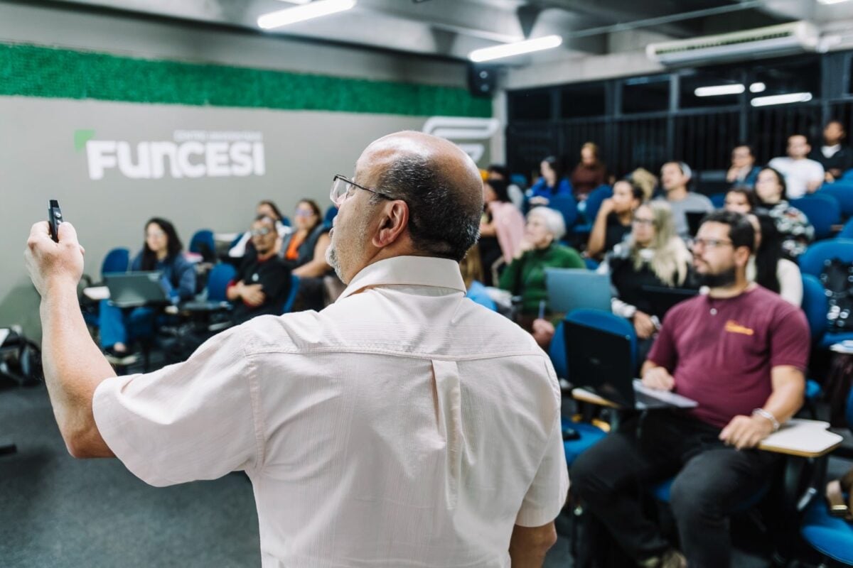 Curso do Grupo Galpão fortalece grupos culturais e amplia caminhos para novos projetos em Itabira e região