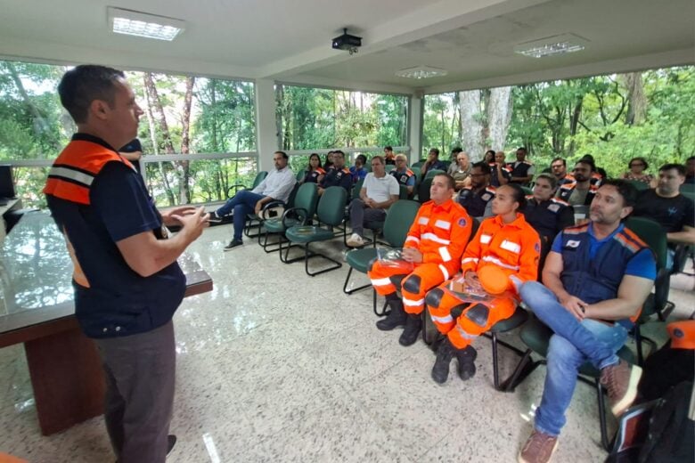 Amepi reúne municípios do Médio Piracicaba em capacitação para prevenir desastres