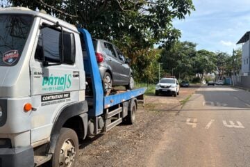 Polícia recupera carro furtado e identifica dois suspeitos em João Monlevade