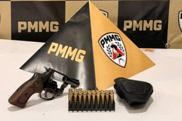 Polícia Militar prende homem por posse ilegal de arma e apreende 33 munições no bairro Água Fresca, em Itabira