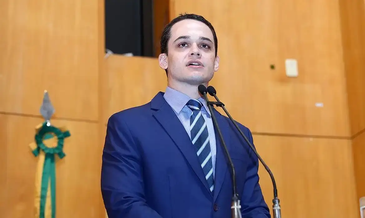 Lorenzo Pazolini é eleito governador do Espírito Santo com 52,01% dos votos