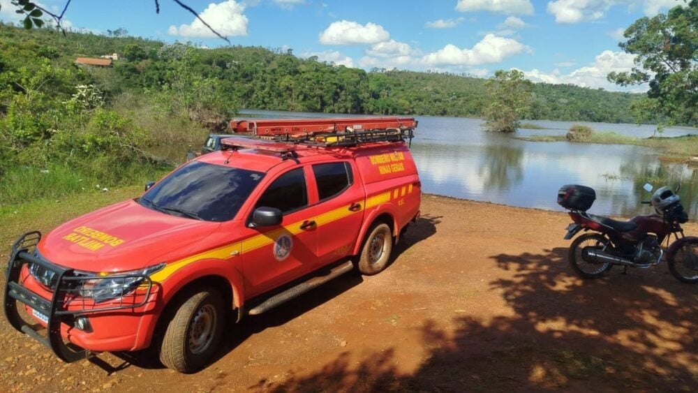 Corpo de Bombeiros localiza corpo de homem de 40 anos que se afogou na Represa do Peti