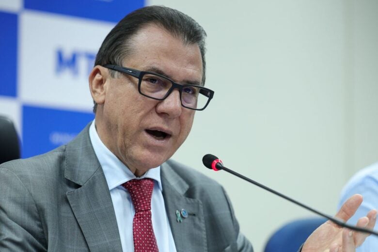 Empresas que pressionarem funcionários por posição política podem ser punidas